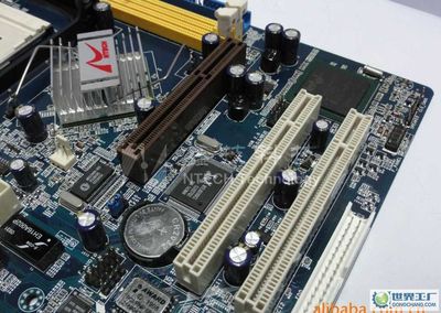 全新Intel 865gv主板 電腦配件的經(jīng)典之選